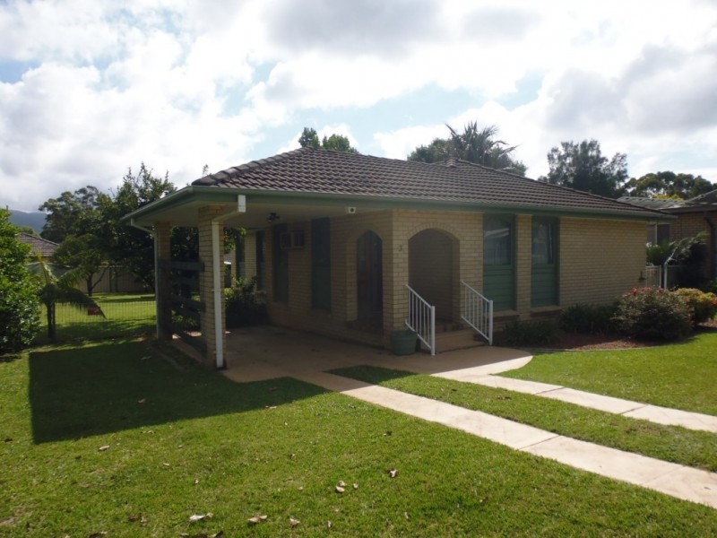 3 Page Avenue, North Nowra NSW 2541