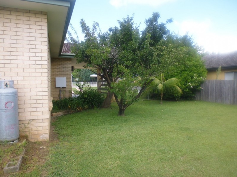 3 Page Avenue, North Nowra NSW 2541