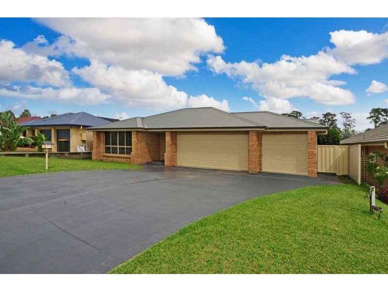 52 Firetail Street, South Nowra NSW 2541