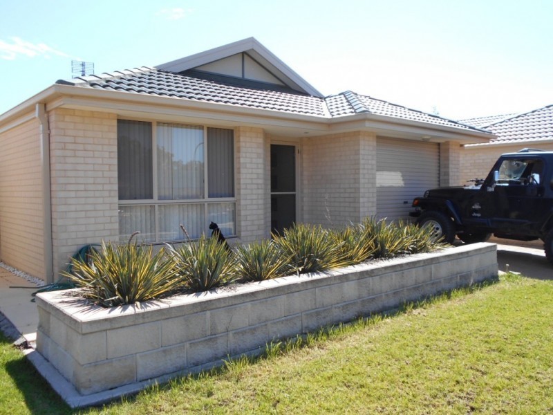 6 Neptune Place, Worrigee NSW 2540