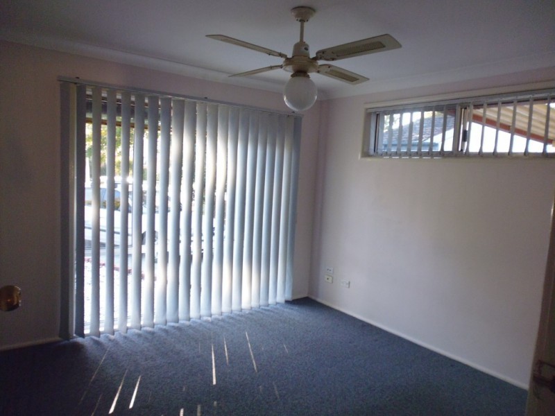 10 Lyrebird Drive, Nowra NSW 2541