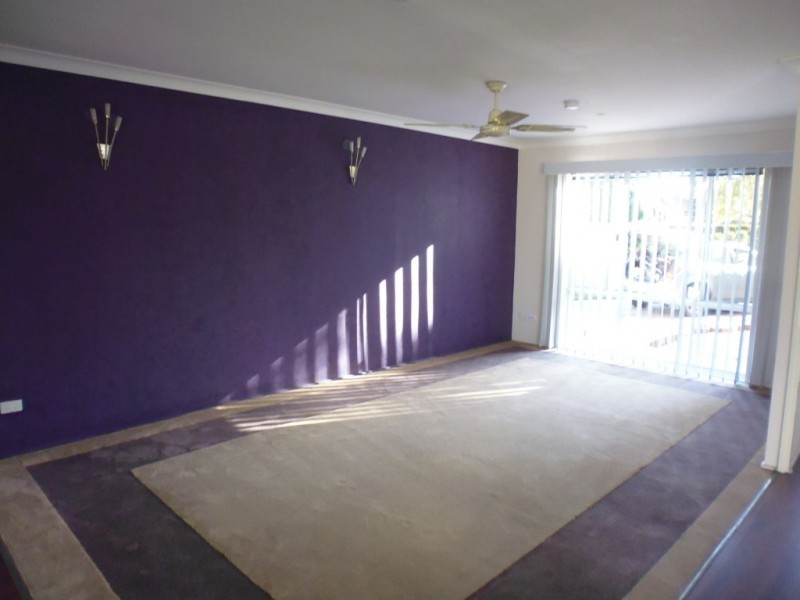 10 Lyrebird Drive, Nowra NSW 2541