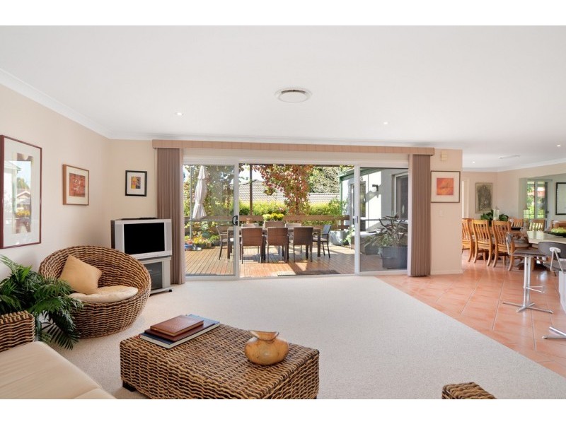 91 Jasmine Drive, Bomaderry NSW 2541