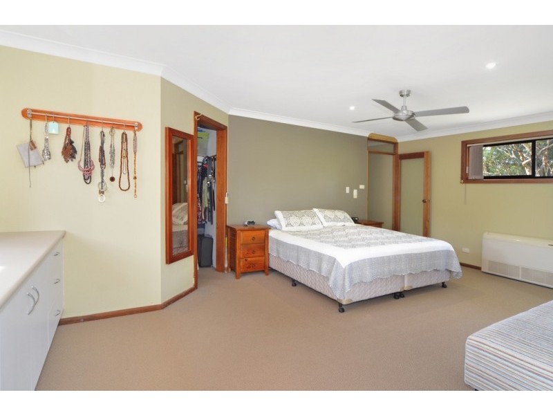 25 Peak Avenue, North Nowra NSW 2541