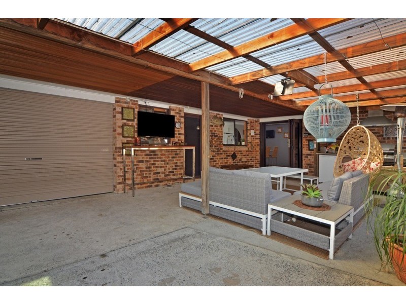 25 Peak Avenue, North Nowra NSW 2541