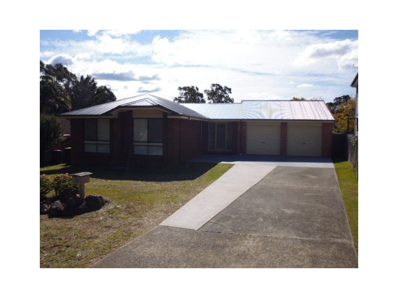 17 Coconut Drive, North Nowra NSW 2541