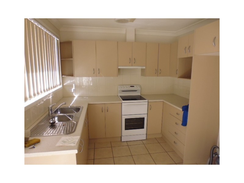 17 Coconut Drive, North Nowra NSW 2541