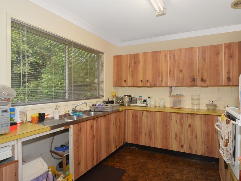 11 Clarke Avenue, North Nowra NSW 2541