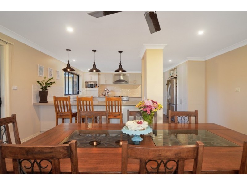 38 Tartarian Crescent, Bomaderry NSW 2541