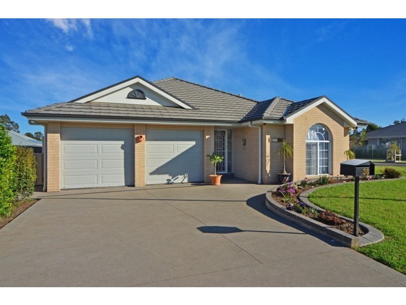 38 Firetail Street, South Nowra NSW 2541