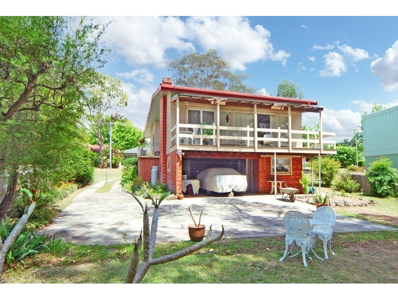 86 Walsh Crescent, North Nowra NSW 2541