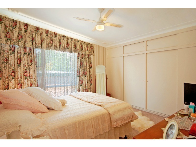 86 Walsh Crescent, North Nowra NSW 2541