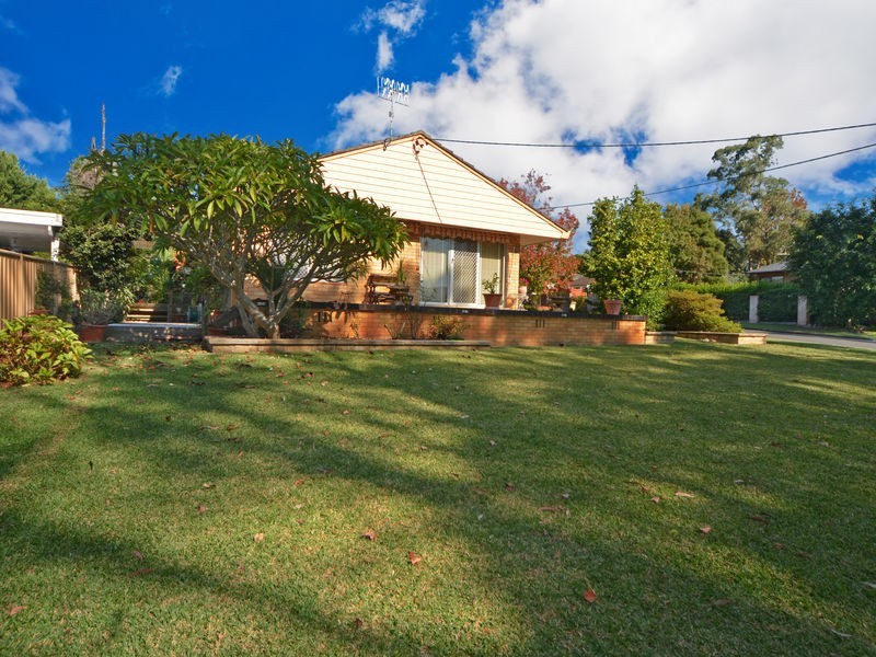 35 Walsh Crescent, North Nowra NSW 2541
