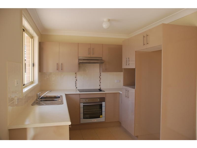 1 Juniper Place, Worrigee NSW 2540