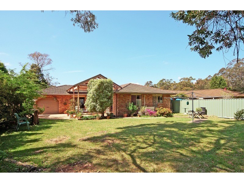 2 Romar Close, Bomaderry NSW 2541