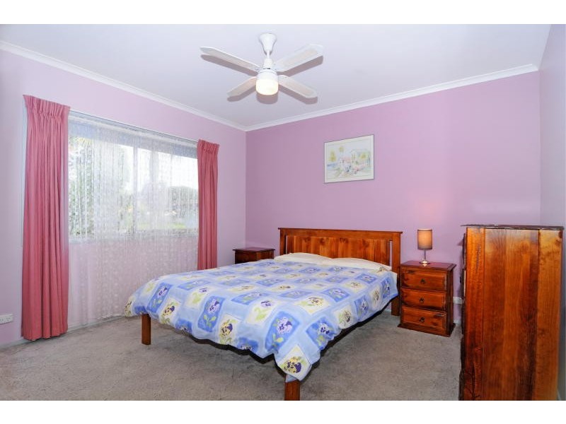 83 Yalwal Road, West Nowra NSW 2541