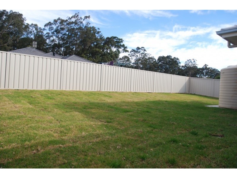 13 Candlebark Close, West Nowra NSW 2541