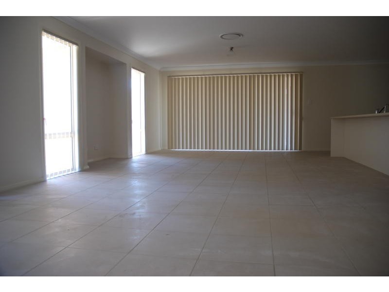 3 Christiana Close, West Nowra NSW 2541