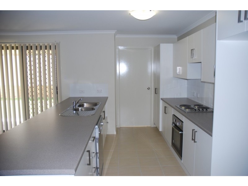 5 Doreen Court, West Nowra NSW 2541