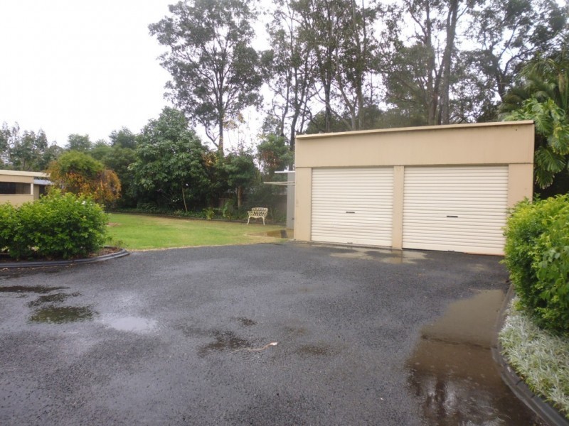 95 Albatross Road, Nowra NSW 2541