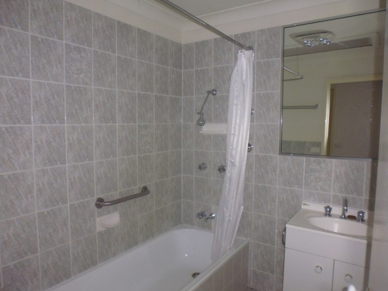 2/3 Hood Close, North Nowra NSW 2541