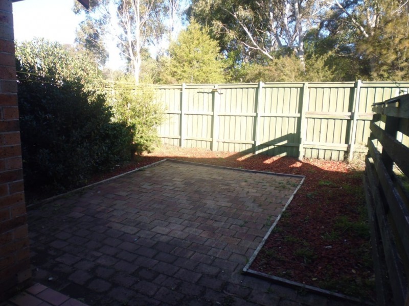 2/3 Hood Close, North Nowra NSW 2541