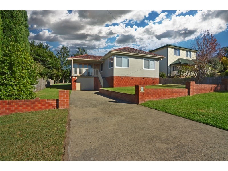 43 Mulgen Crescent, Bomaderry NSW 2541