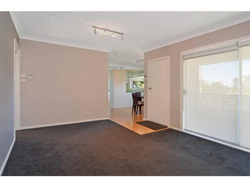 3 Cambewarra Road, Bomaderry NSW 2541