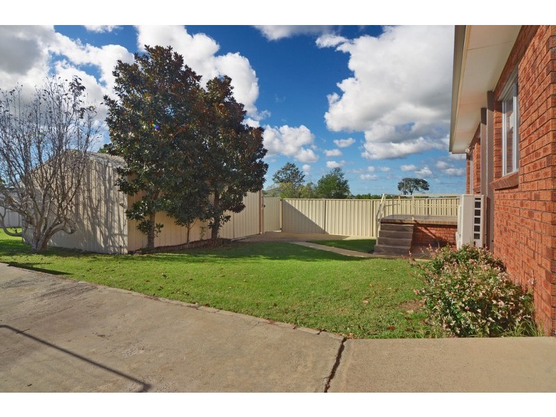 3 Cambewarra Road, Bomaderry NSW 2541