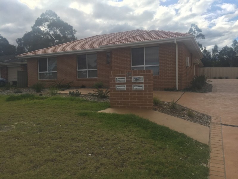 2/15 Sutherland Drive, North Nowra NSW 2541