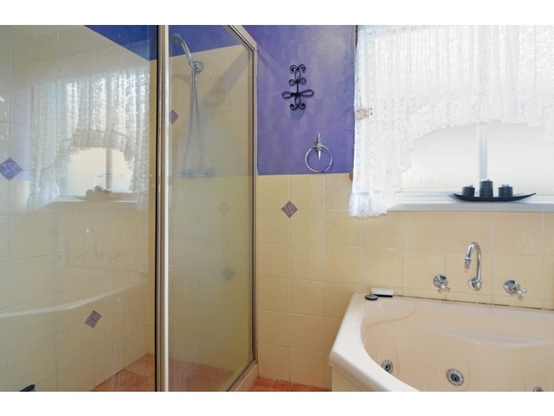 3 Tallayang Street, Bomaderry NSW 2541