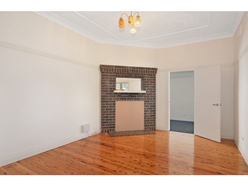 32 Shoalhaven Street, Nowra NSW 2541