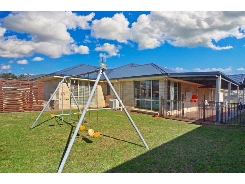 6 Golden Ash Close, Worrigee NSW 2540