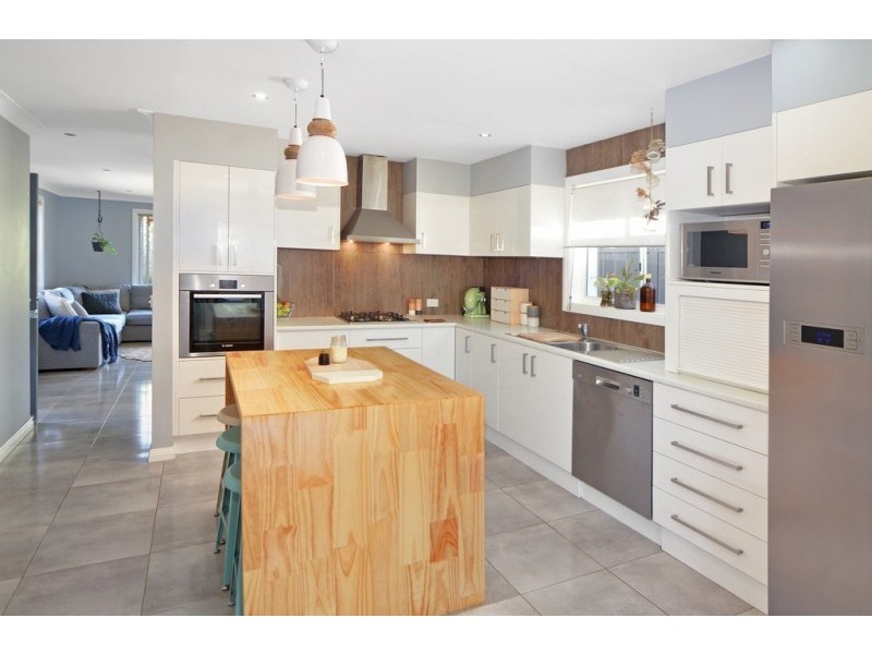 15 Barramundi Avenue, North Nowra NSW 2541