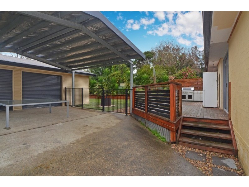 7 Peak Avenue, North Nowra NSW 2541