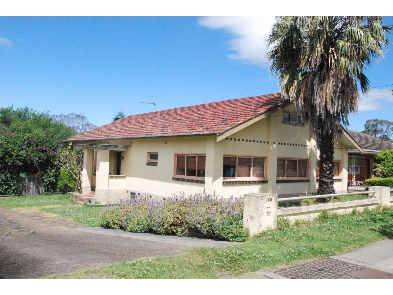 160 Kinghorne Street, Nowra NSW 2541