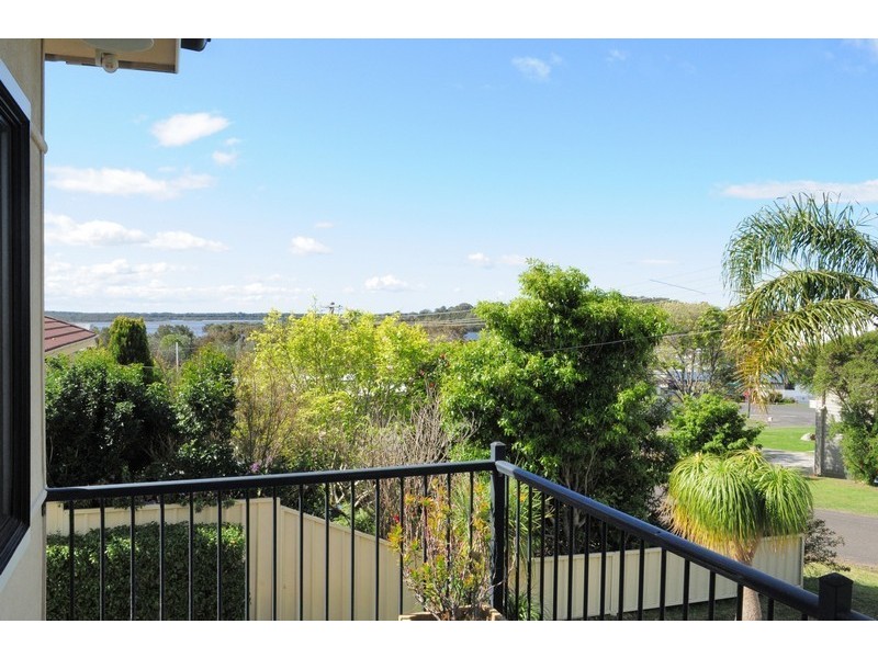 11 Spies Avenue, Greenwell Point NSW 2540