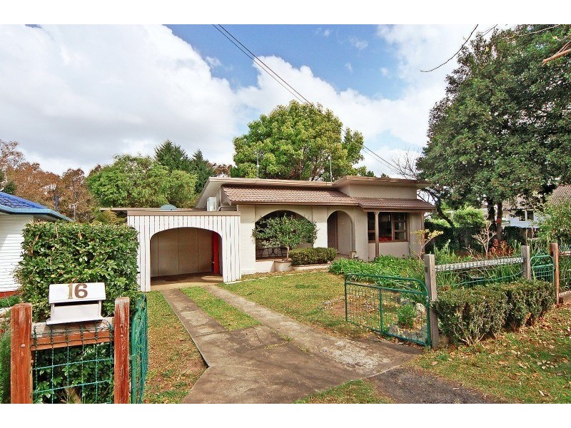 16 Turley Avenue, Bomaderry NSW 2541