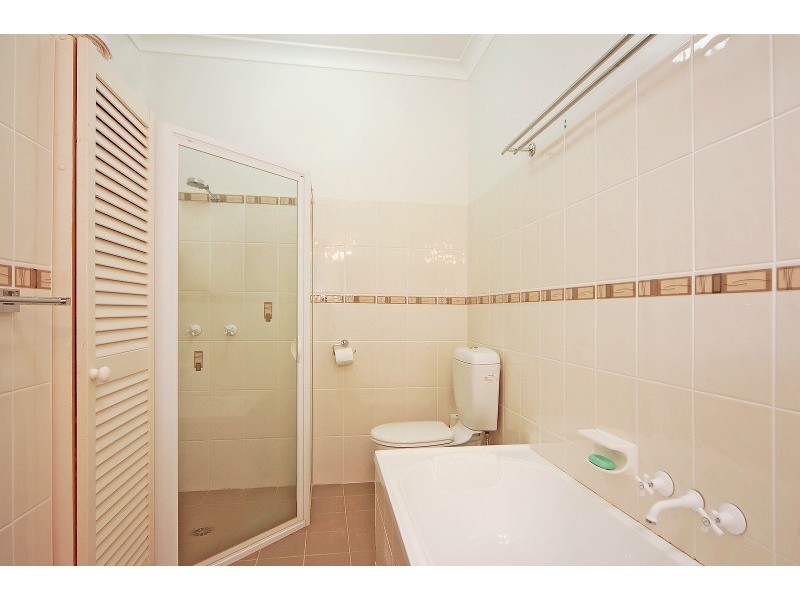 16 Turley Avenue, Bomaderry NSW 2541