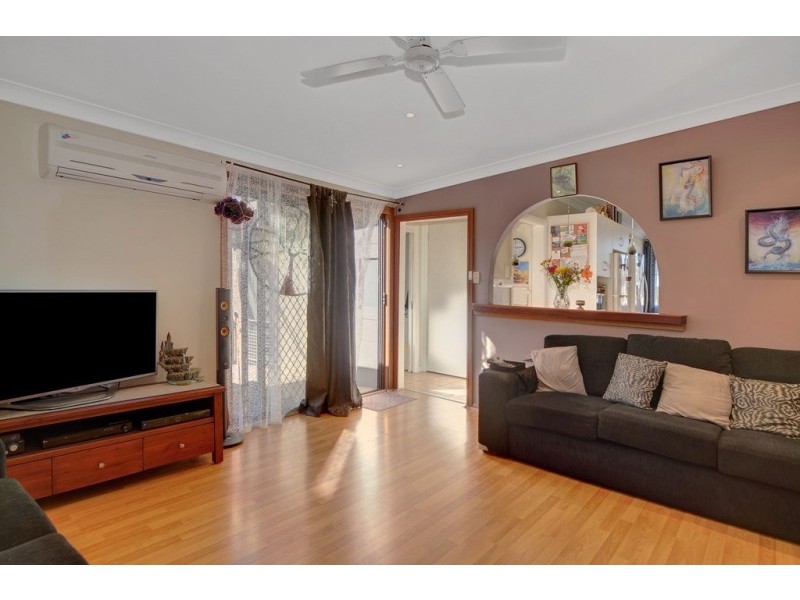 25 Meroo Road, Bomaderry NSW 2541