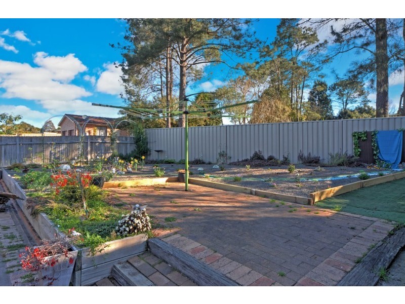 25 Meroo Road, Bomaderry NSW 2541