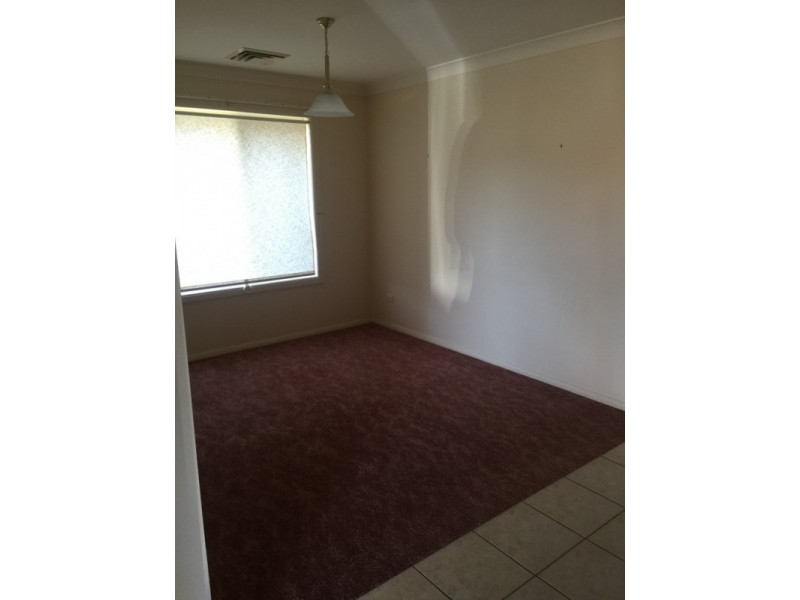 17 Lucas Street, North Nowra NSW 2541