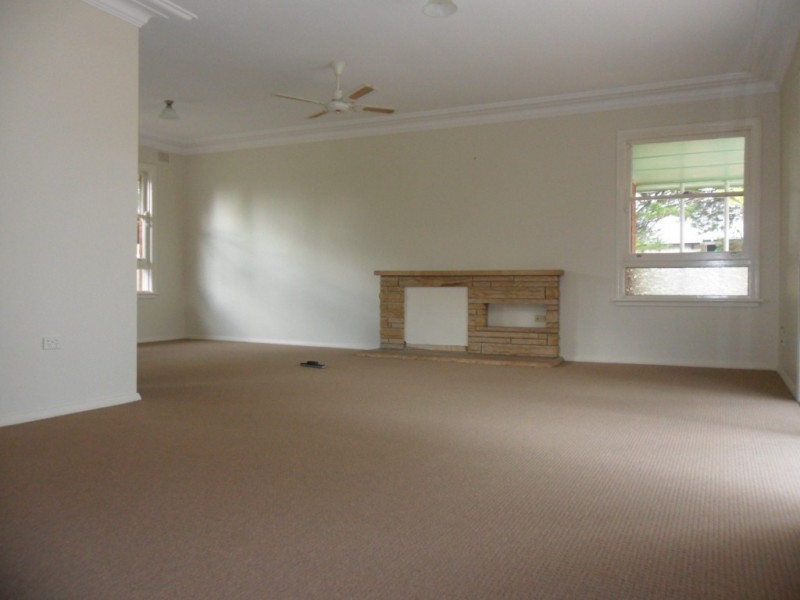 266 Princes Highway, Bomaderry NSW 2541