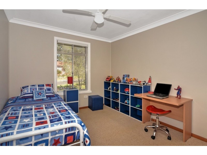 27 Elder Crescent, Nowra NSW 2541