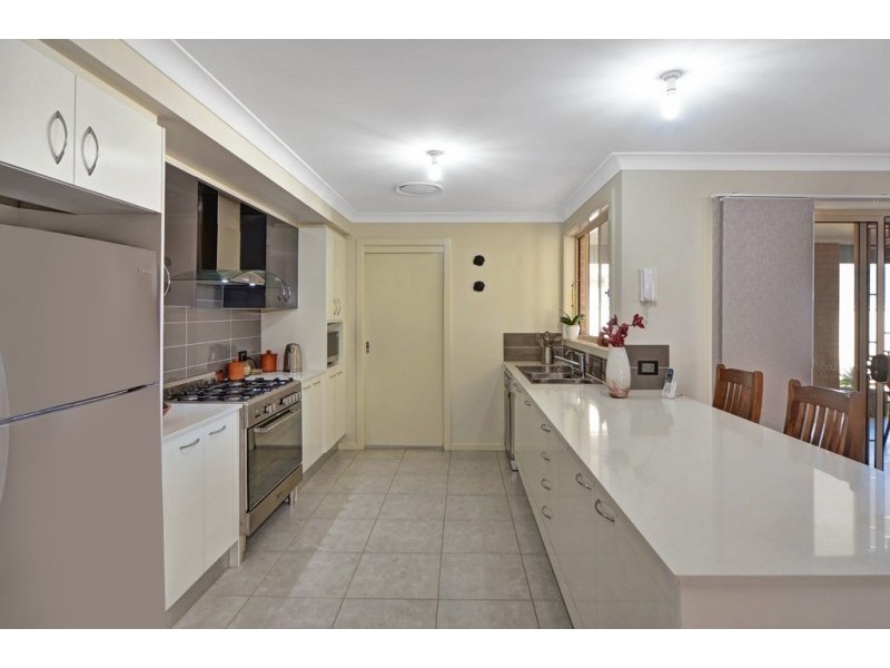 9 Nutans Crest, South Nowra NSW 2541