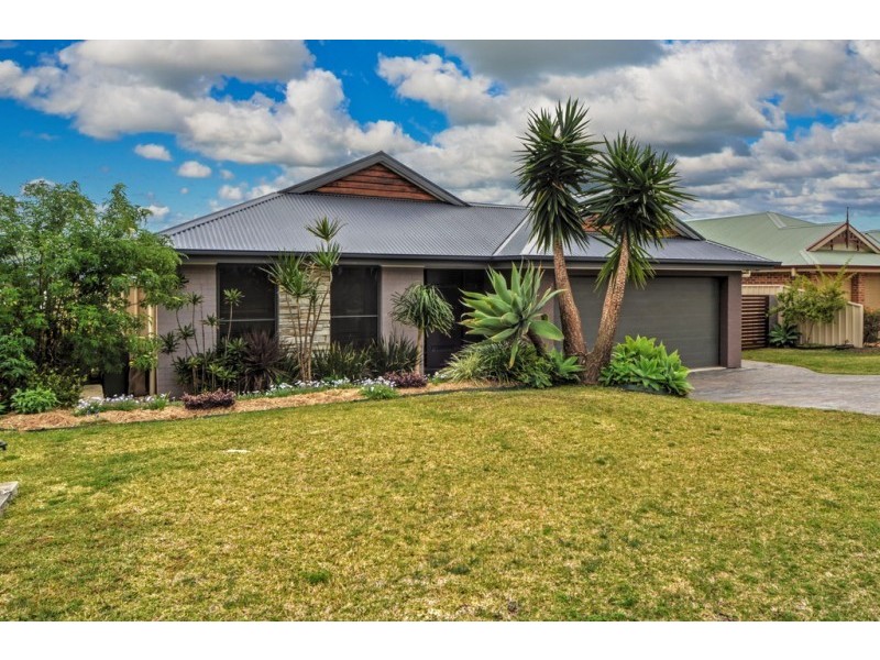 36 Warrigal Street, Nowra NSW 2541