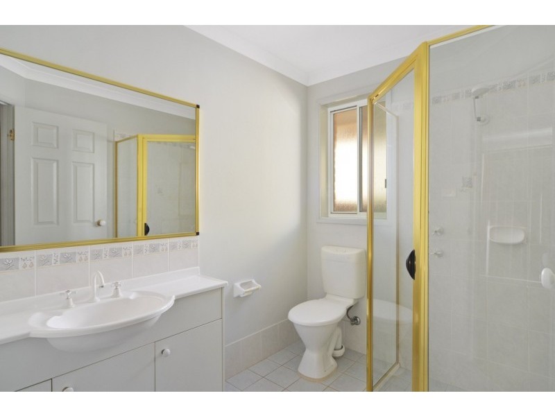 18 Warrigal Street, Nowra NSW 2541