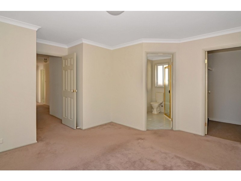 18 Warrigal Street, Nowra NSW 2541