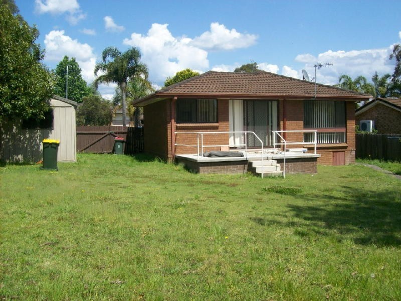 17 Coconut Drive, North Nowra NSW 2541