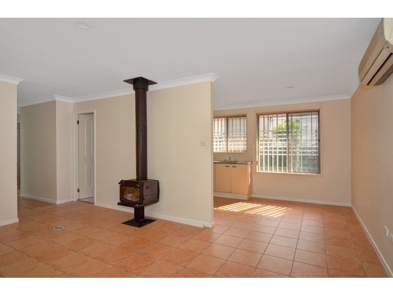 74 Bunberra Street, Bomaderry NSW 2541